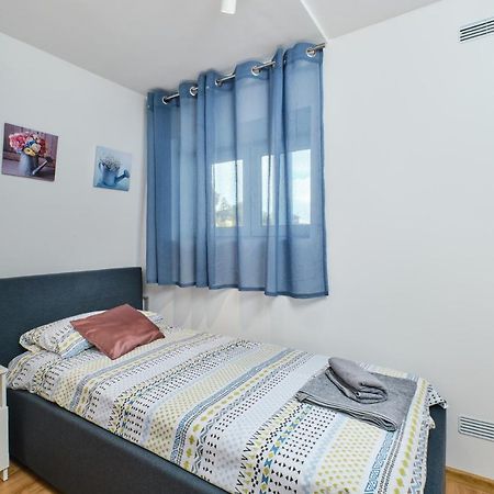 Apartments Hemetek Veli Lošinj 外观 照片