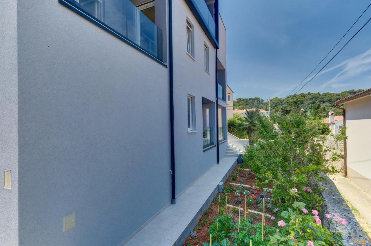 Apartments Hemetek Veli Lošinj 外观 照片