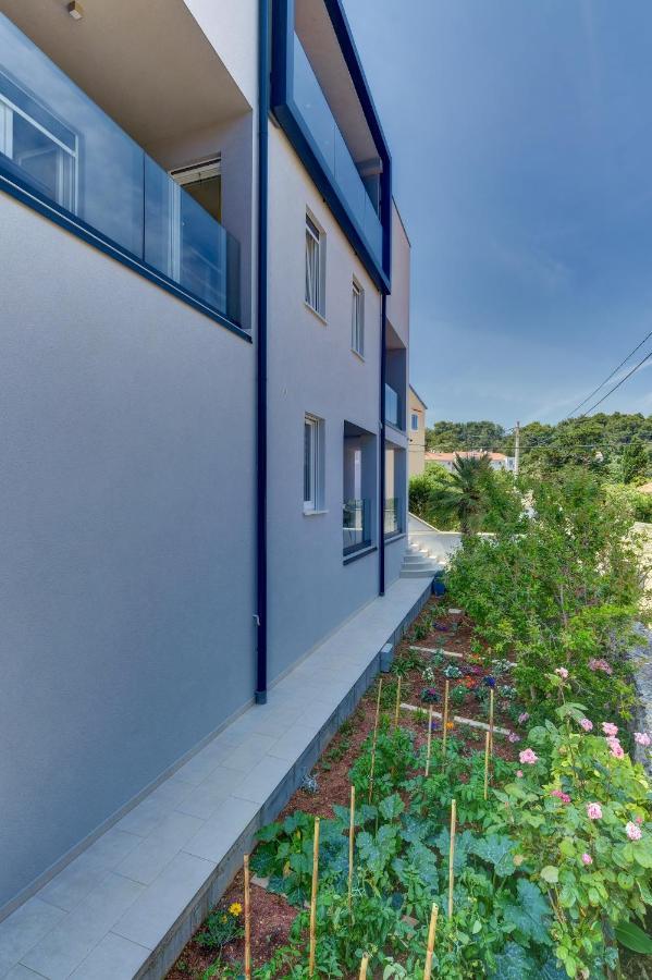 Apartments Hemetek Veli Lošinj 外观 照片