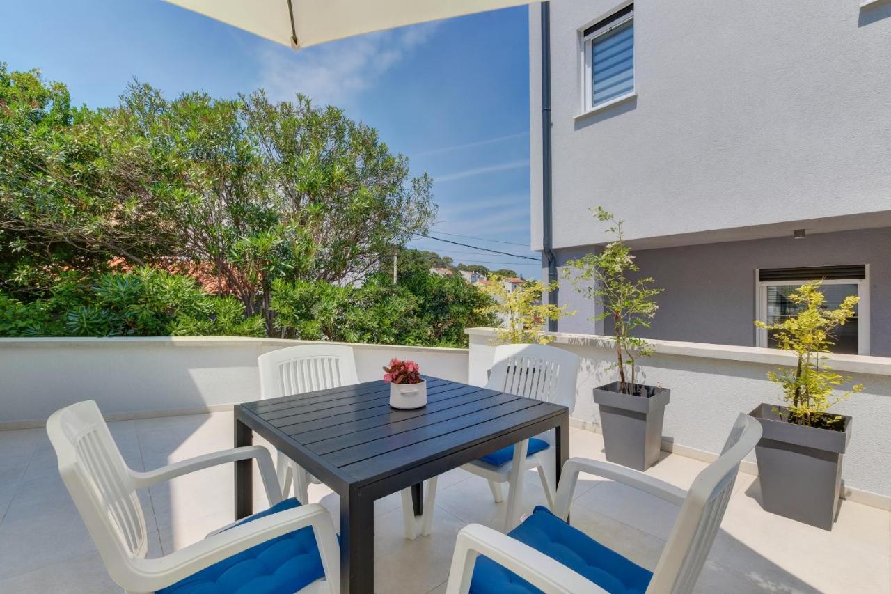 Apartments Hemetek Veli Lošinj 外观 照片